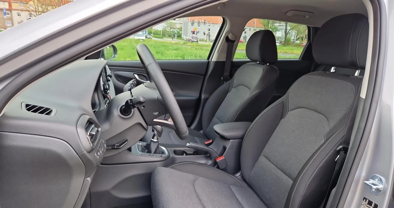 Hyundai I30 cena 98000 przebieg: 1000, rok produkcji 2023 z Ujazd małe 301